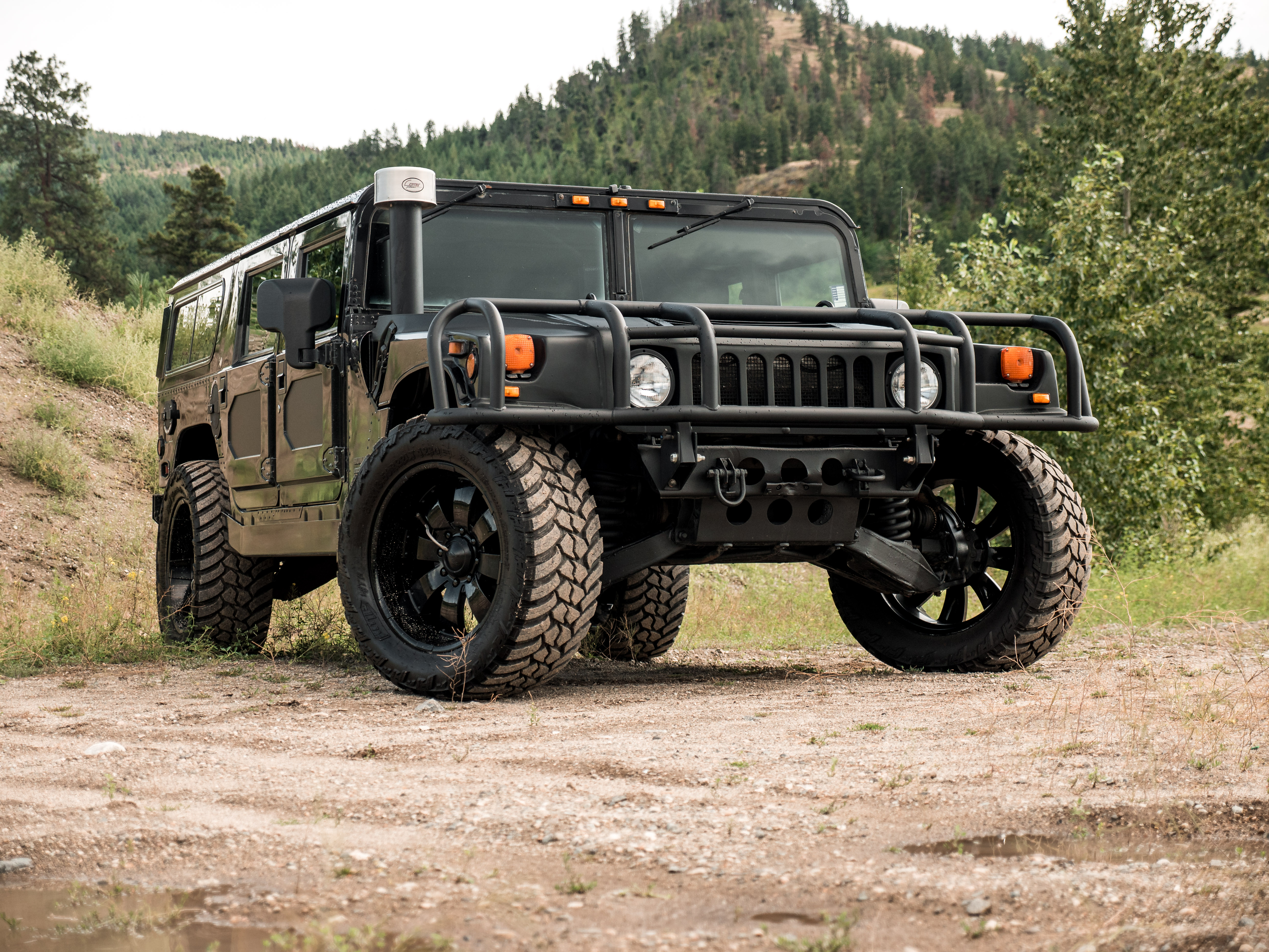 Hummer h1 garage