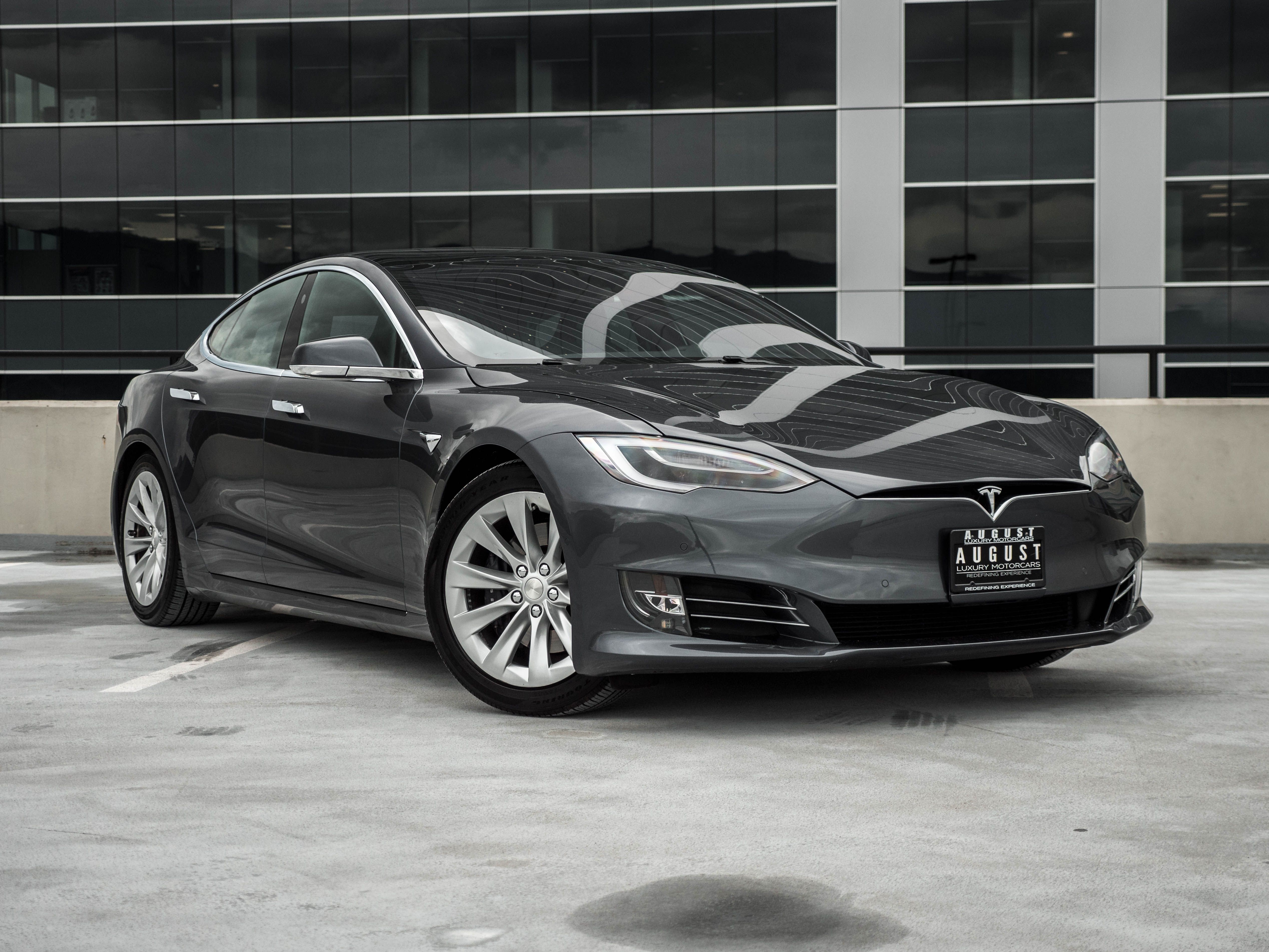 Tesla model s 75d