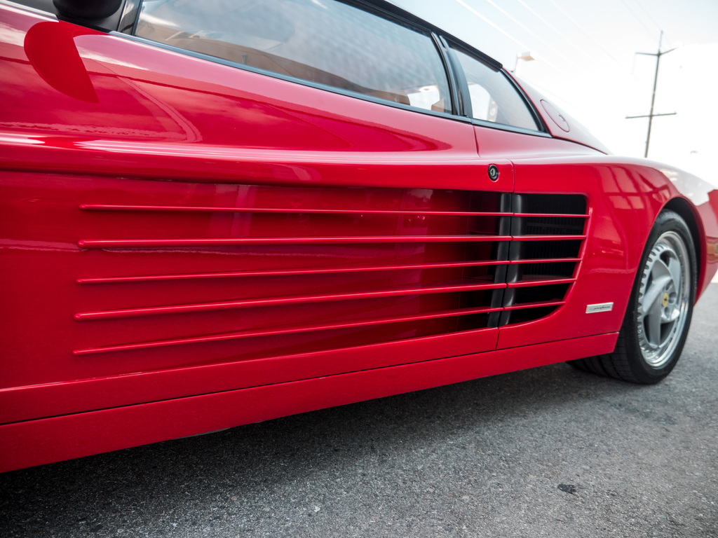 ferrari testarossa f512m